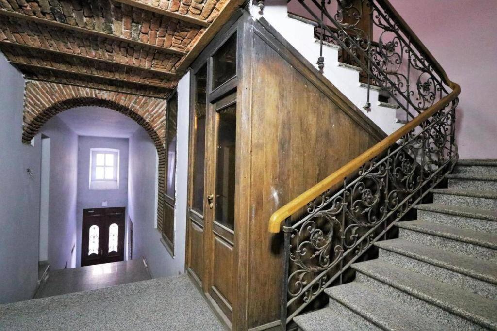Rustaveli Central Aparthotel Tiflis Dış mekan fotoğraf